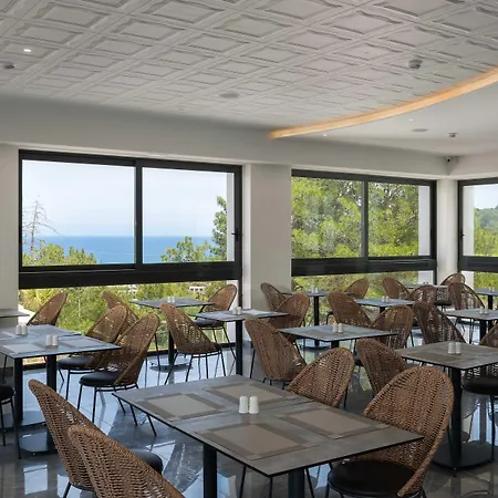 Atalanti Boutique - Adults Only Отель 4*